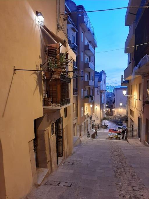 Apartamento Cagliari Centro Exterior foto